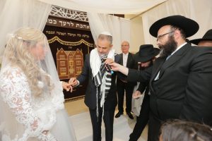 חתונה בבית כנסת